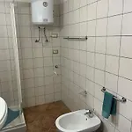 La Casa Degli Enzi 아파트 포르토스쿠소