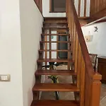 La Casa Degli Enzi