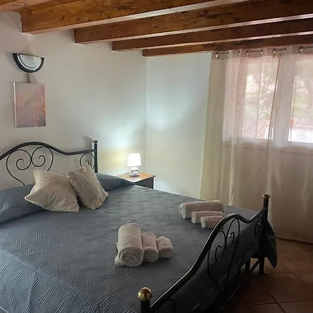 La Casa Degli Enzi Apartment